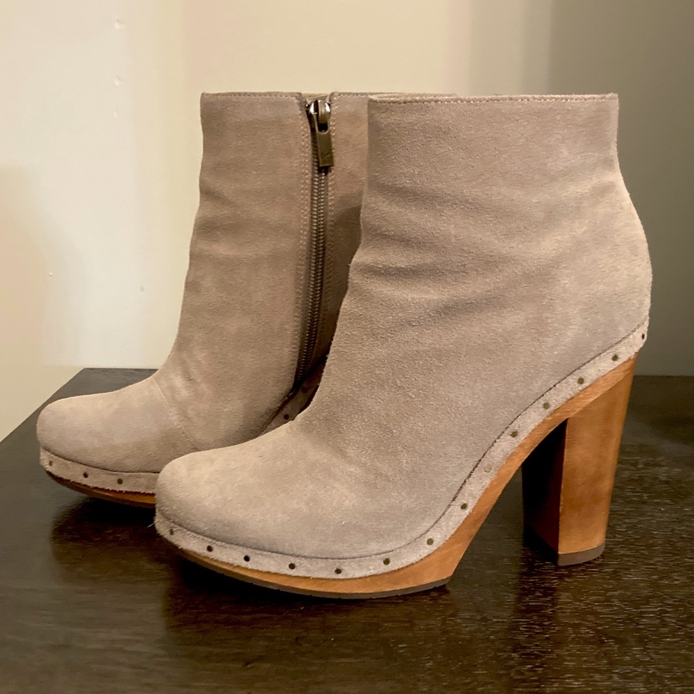 Joie Dewitt Suede boots sz 7